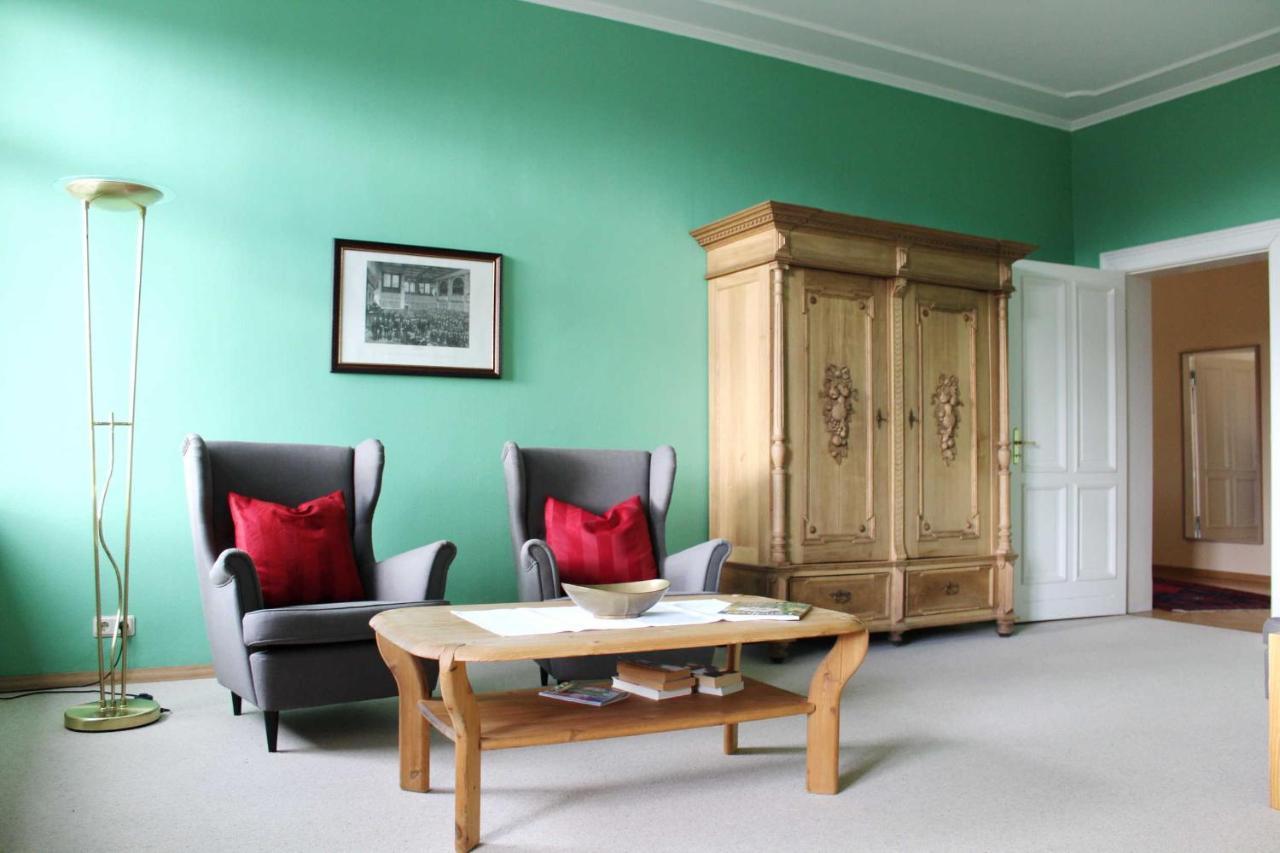 Schloss Farm stay *